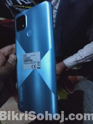 Realme C 21